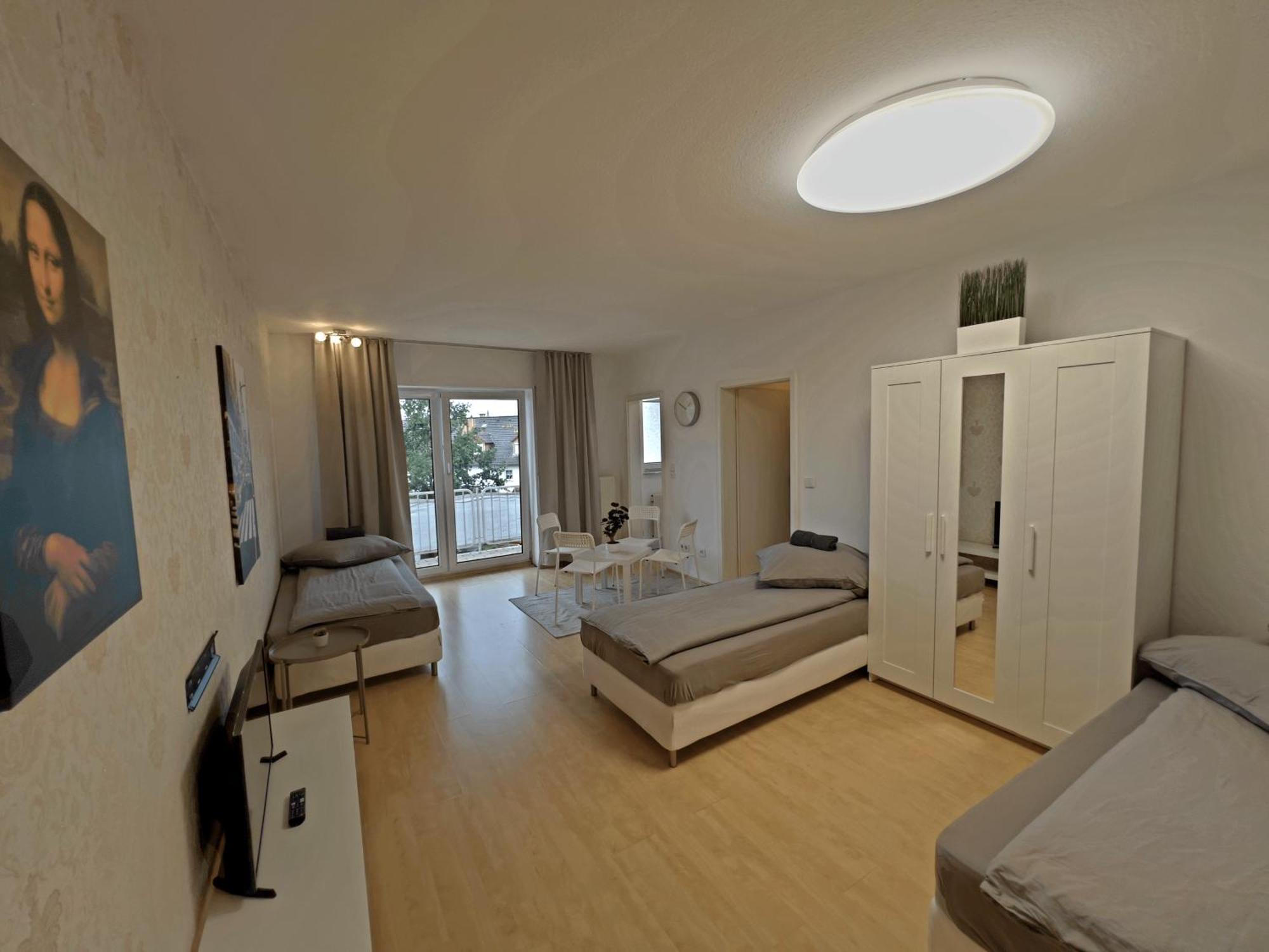 Gemuetliche 5 Personen Wohnung Obertshausen Exterior foto